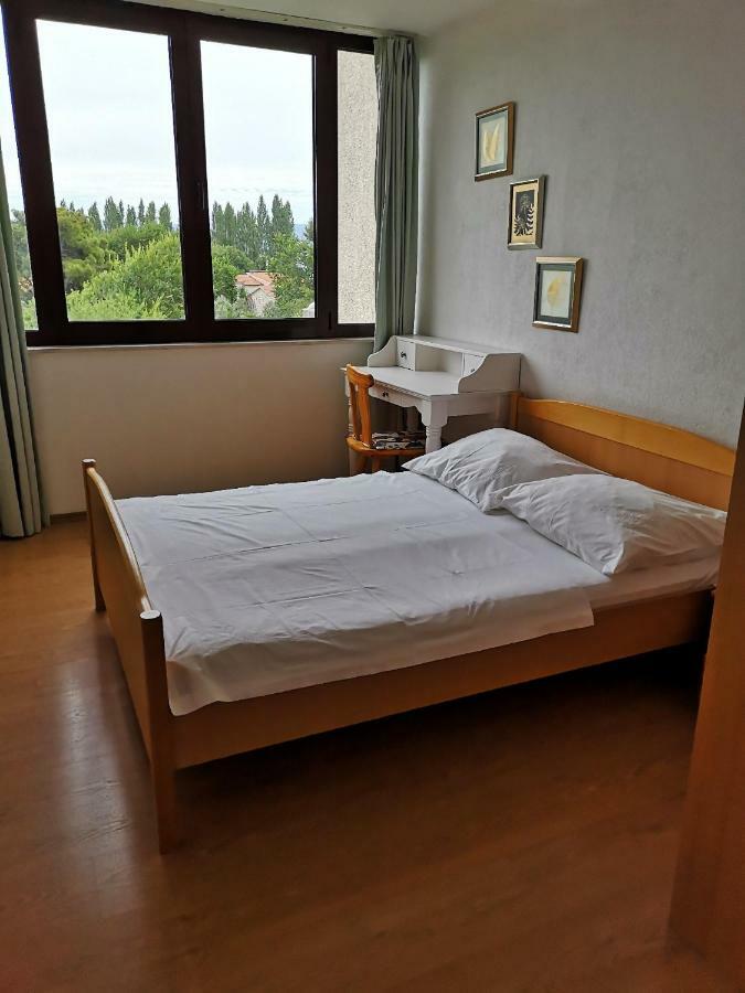 Apartments Galic Оміш Екстер'єр фото